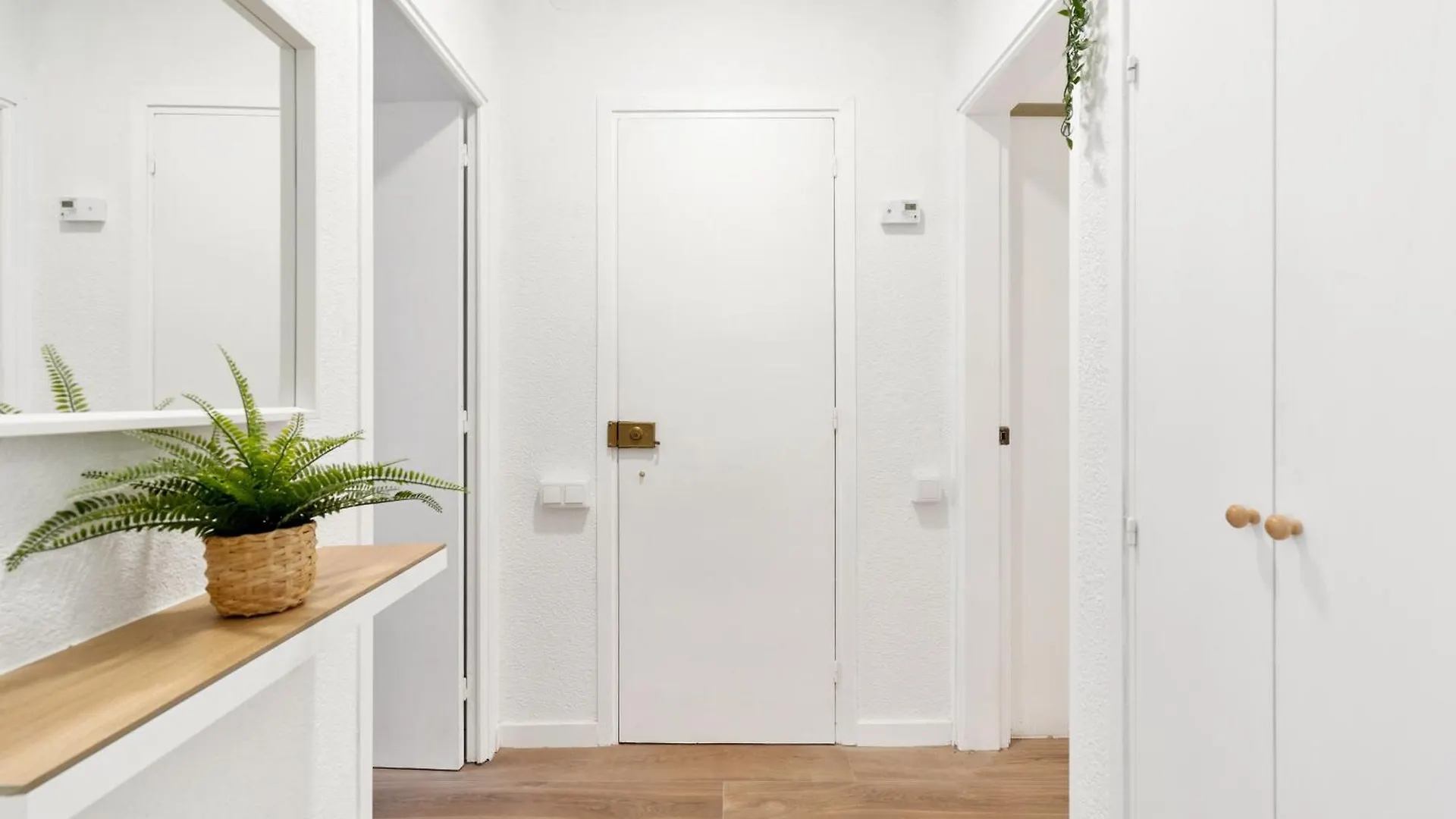 Barcelona Coast Apartment - Only 5 Minutes To The Beach Vilassar de Mar