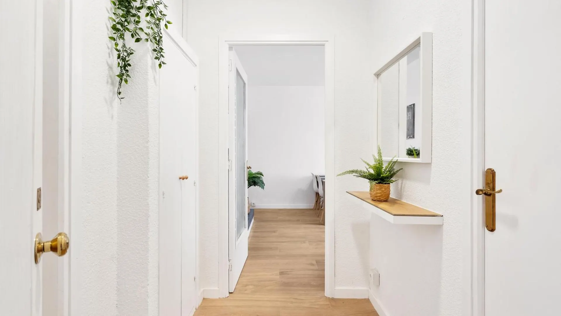 Barcelona Coast Apartment - Only 5 Minutes To The Beach Vilassar de Mar
